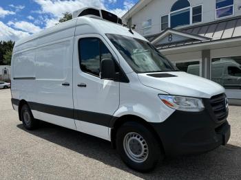  Salvage Mercedes-Benz Sprinter