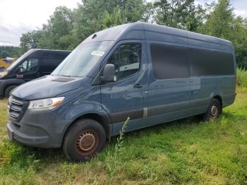  Salvage Mercedes-Benz Sprinter