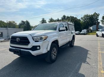  Salvage Toyota Tacoma