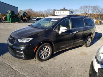  Salvage Chrysler Pacifica