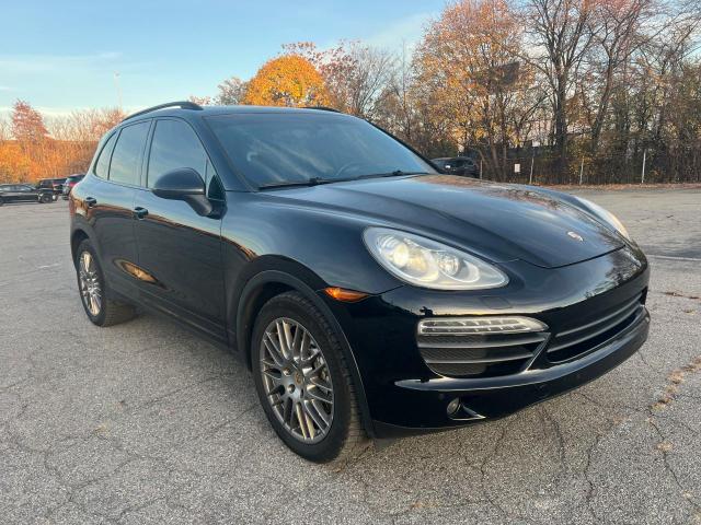  Salvage Porsche Cayenne