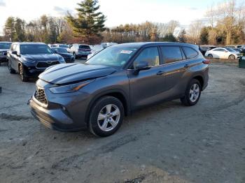  Salvage Toyota Highlander