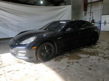  Salvage Porsche Panamera