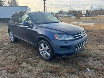  Salvage Volkswagen Touareg