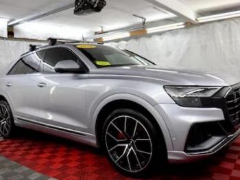  Salvage Audi Q8