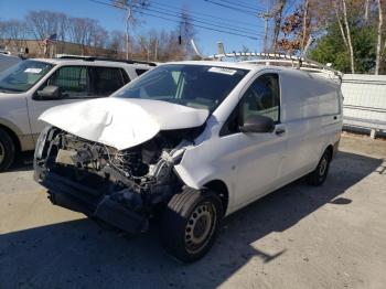  Salvage Mercedes-Benz Metris