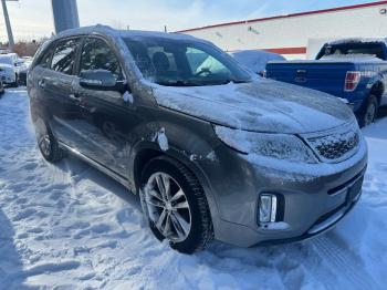  Salvage Kia Sorento