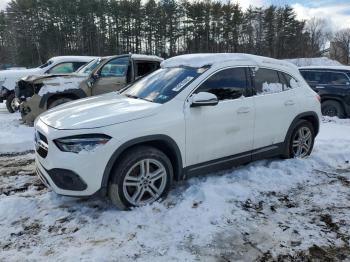  Salvage Mercedes-Benz GLA