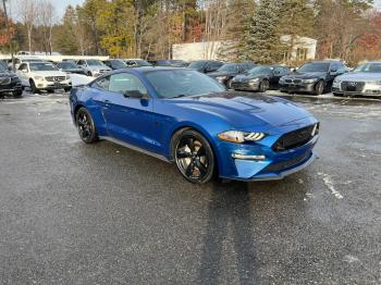  Salvage Ford Mustang