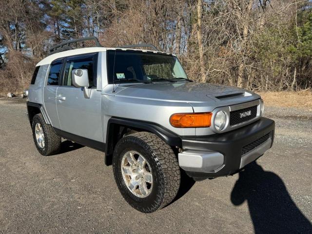  Salvage Toyota FJ Cruiser