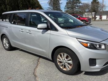  Salvage Kia Sedona