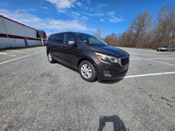  Salvage Kia Sedona