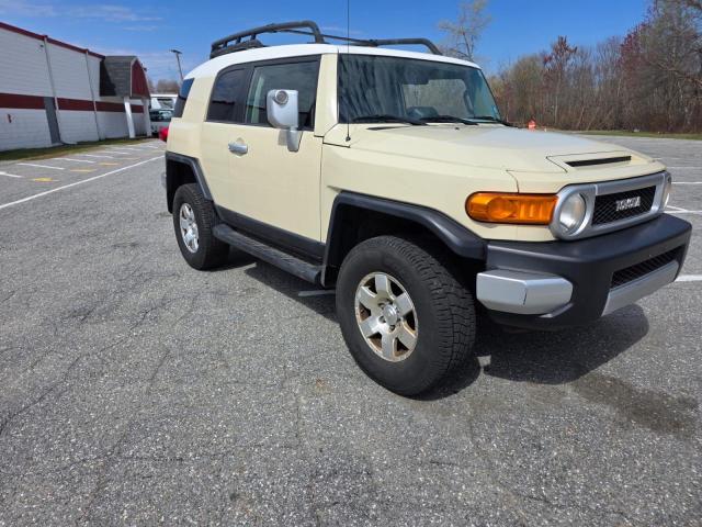  Salvage Toyota FJ Cruiser