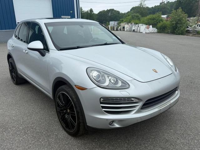  Salvage Porsche Cayenne