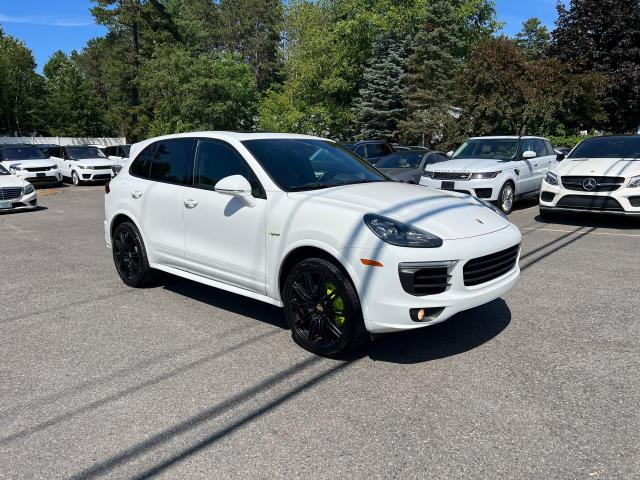  Salvage Porsche Cayenne