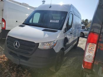  Salvage Mercedes-Benz Sprinter