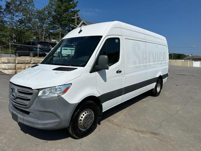  Salvage Mercedes-Benz Sprinter