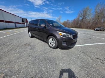  Salvage Kia Sedona