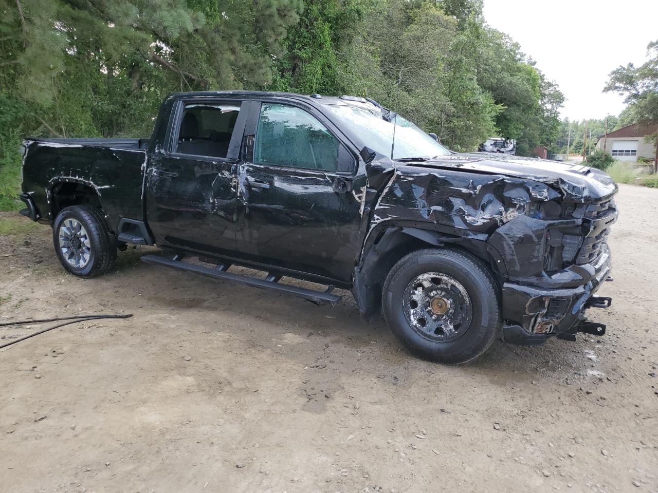 Chevrolet Silverado K2500 Custom Image 6