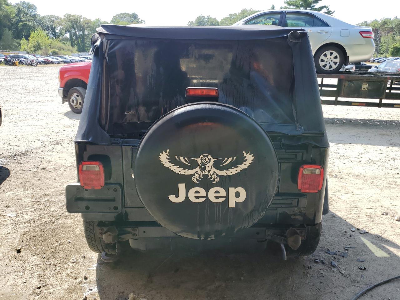 Jeep Wrangler Sport Image 3