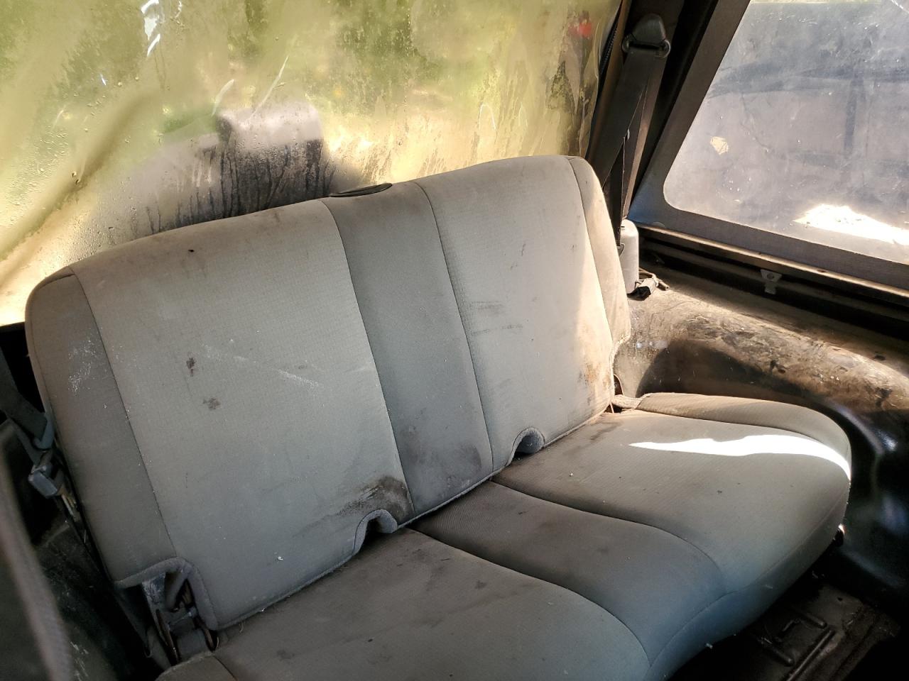 Jeep Wrangler Sport Image 7