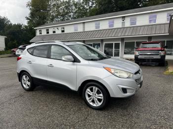  Salvage Hyundai TUCSON