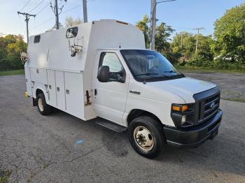  Salvage Ford Econoline