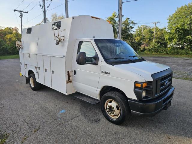  Salvage Ford Econoline