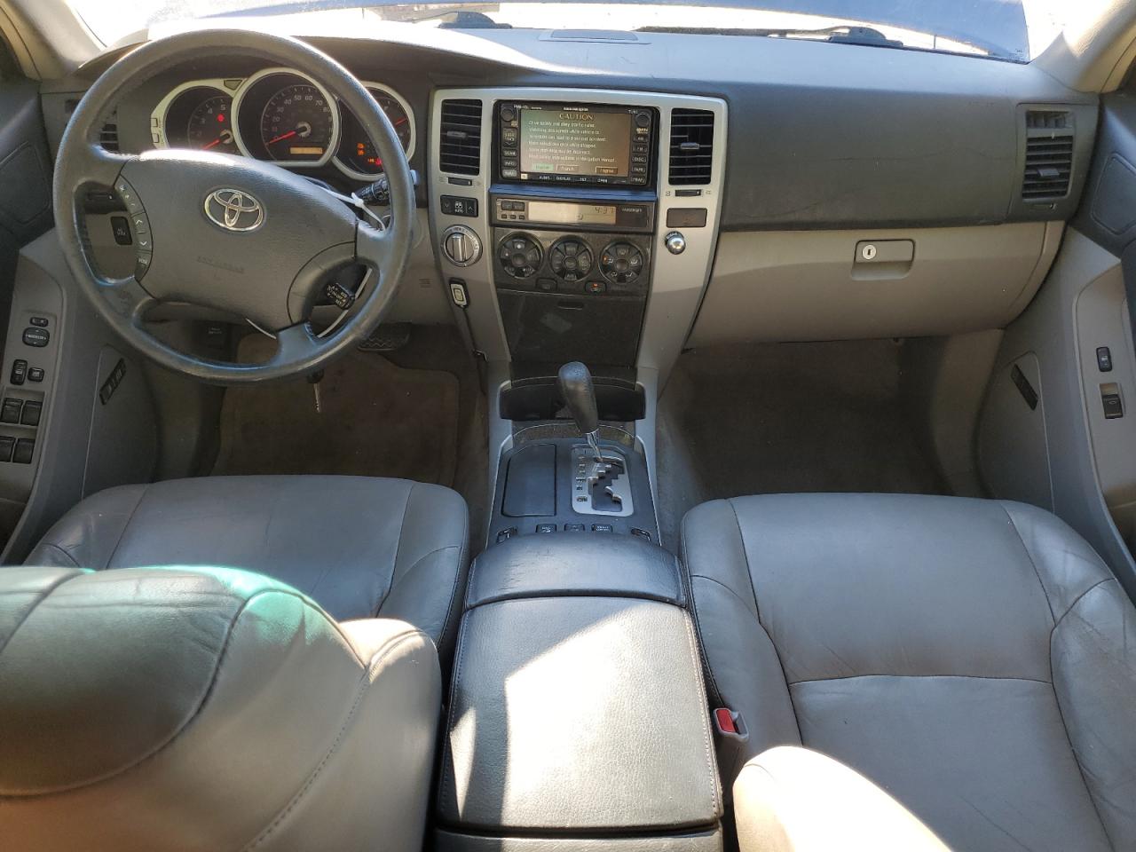 Toyota 4Runner Limited Image 12