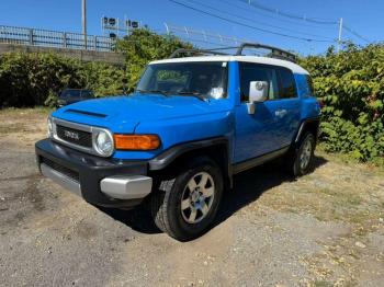  Salvage Toyota FJ Cruiser