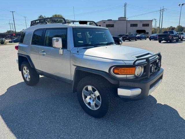  Salvage Toyota FJ Cruiser