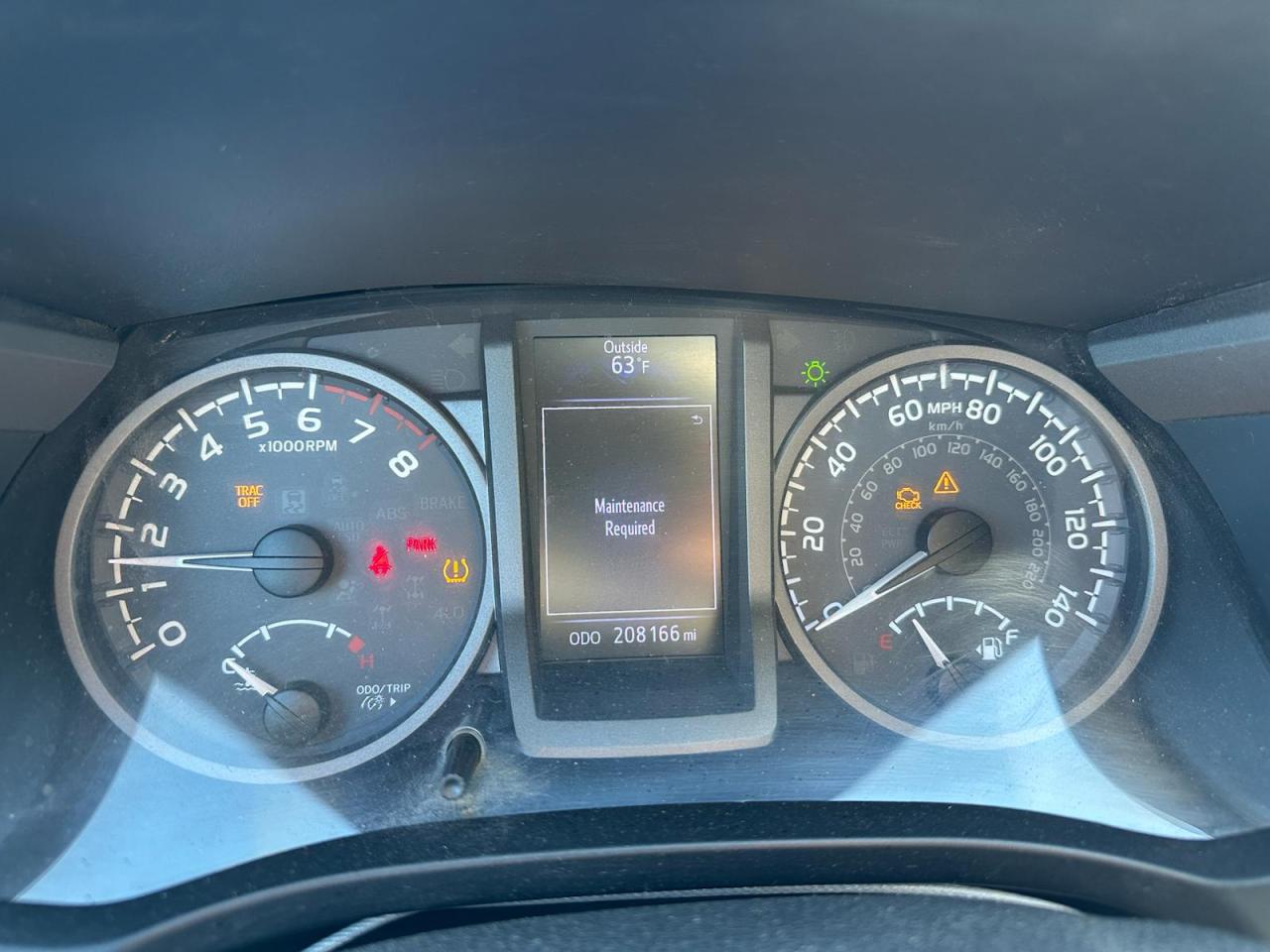 Toyota Tacoma Double Cab Image 6