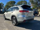 Toyota Highlander Se Image 10