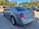 Chrysler 300 Image 2