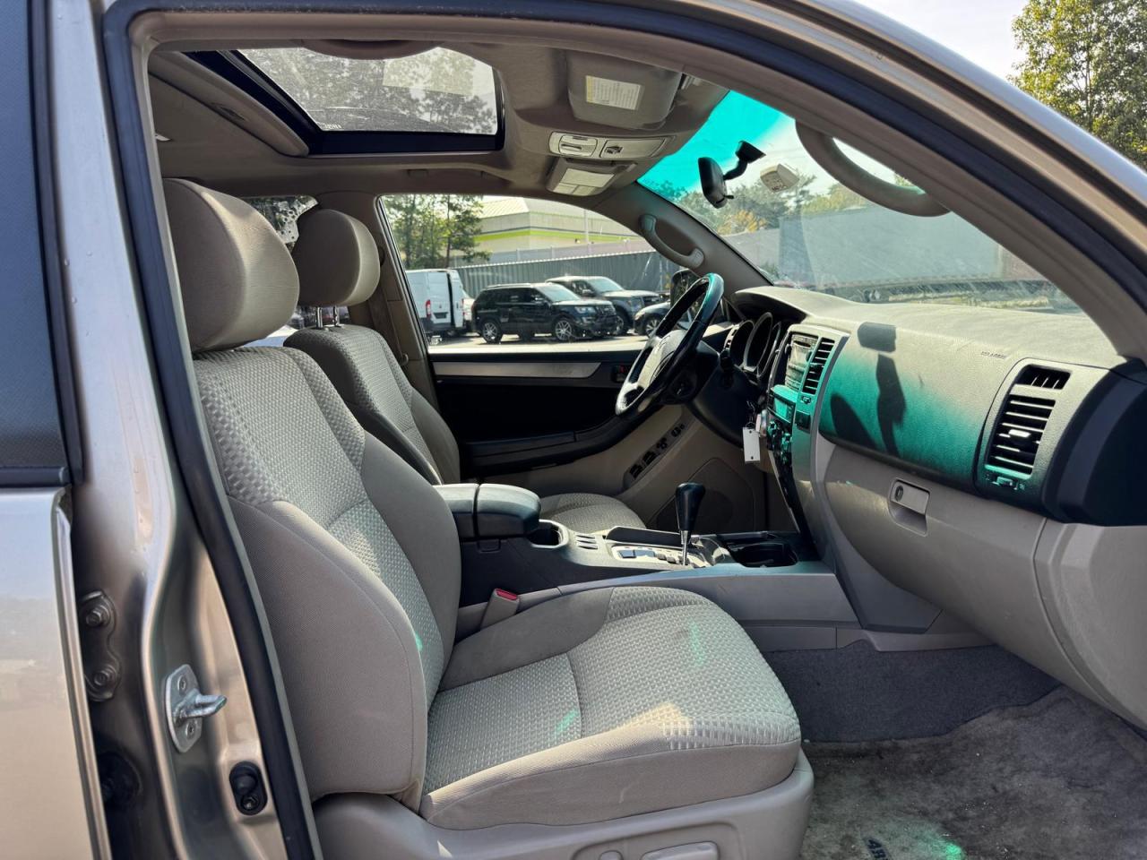 Toyota 4Runner Sr5 Image 5