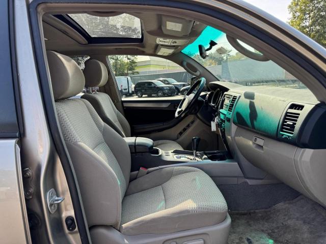 Toyota 4Runner Sr5 Image 5