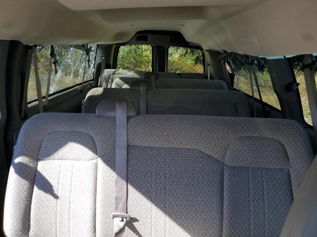 GMC Savana G3500 Lt Image 3