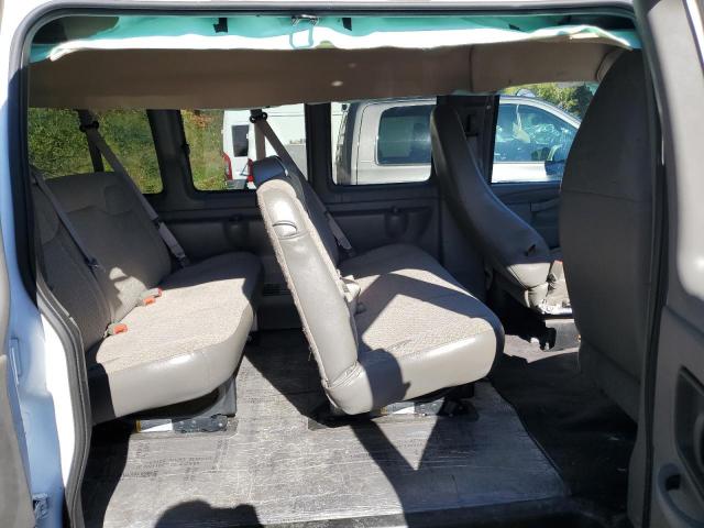 GMC Savana G3500 Lt Image 2