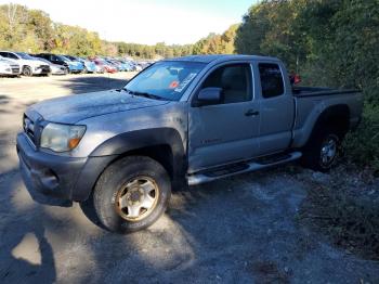  Salvage Toyota Tacoma
