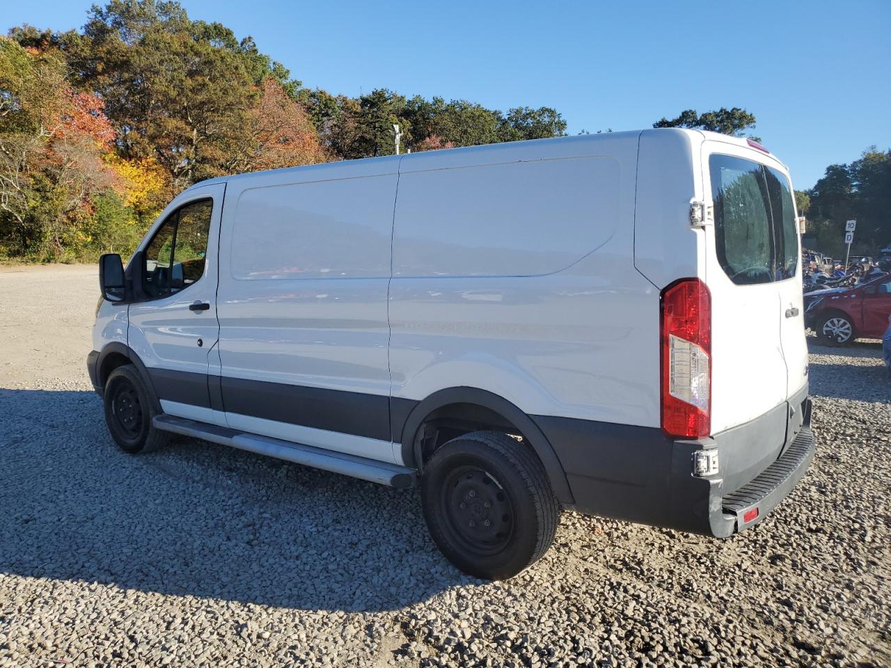 Ford Transit T-250 Image 2