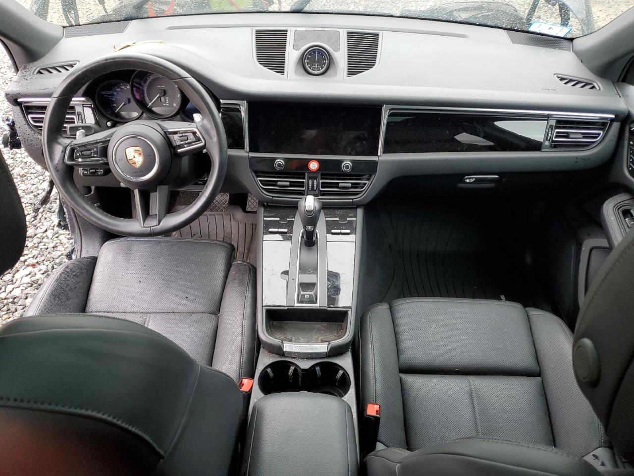 Porsche Macan Base Base Image 10