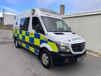  Salvage Mercedes-Benz Sprinter