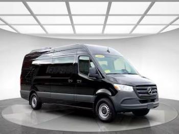  Salvage Mercedes-Benz Sprinter