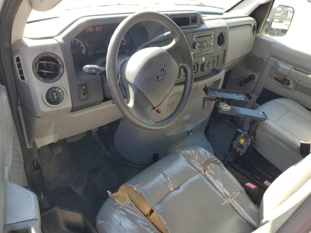 Ford Econoline E150 Van Image 11