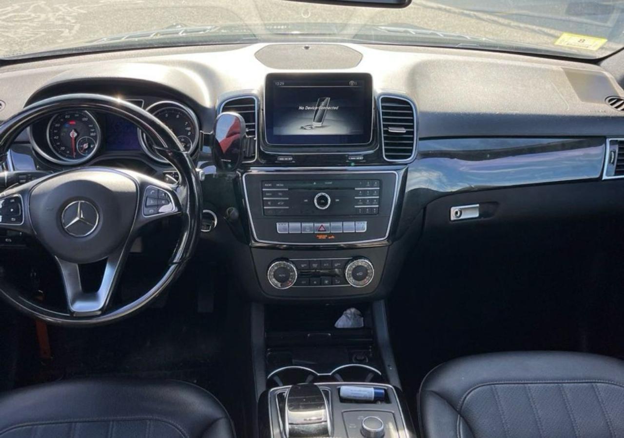 Mercedes-Benz GLE 350 Image 8