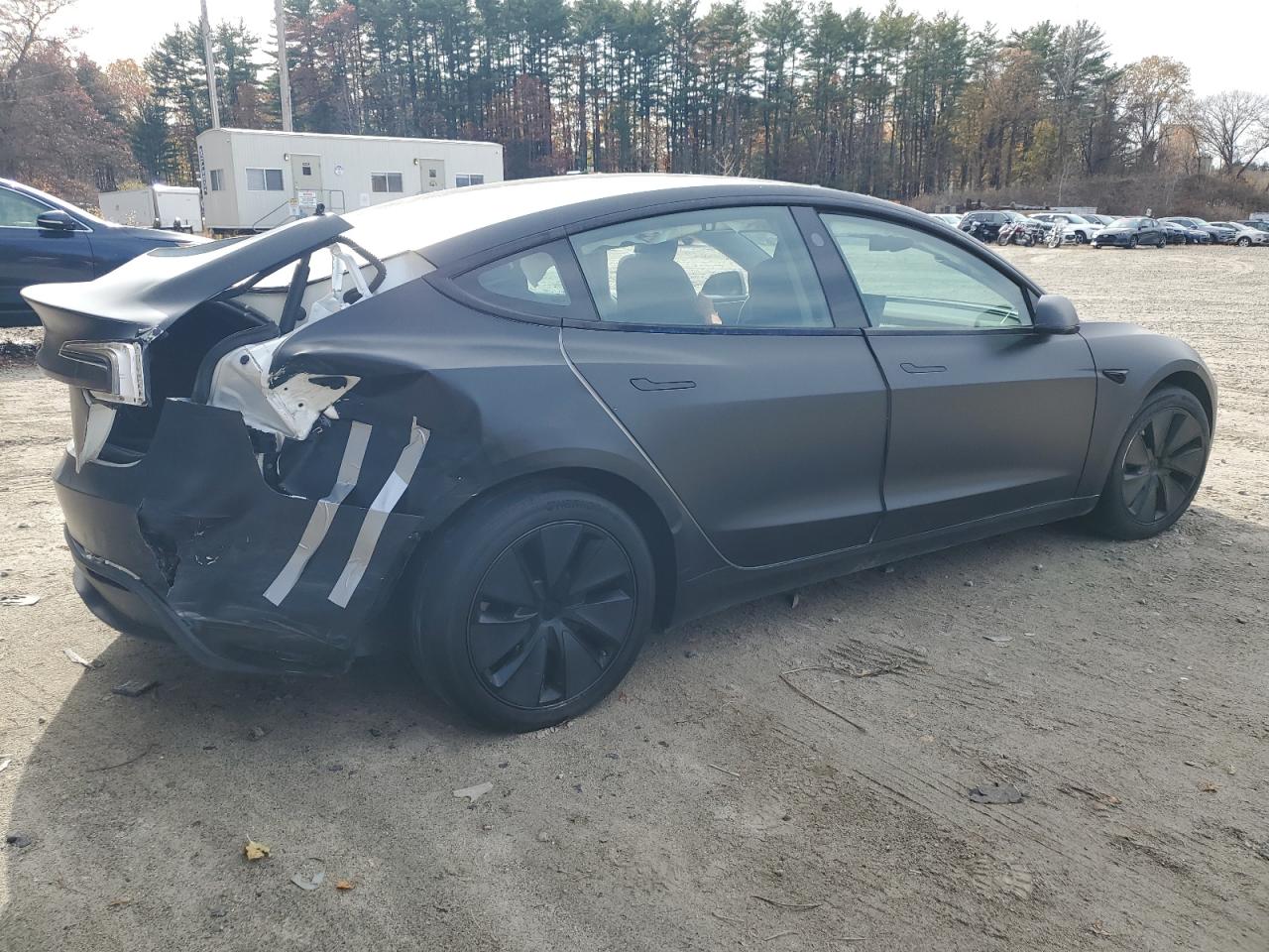Tesla Model 3 Image 7