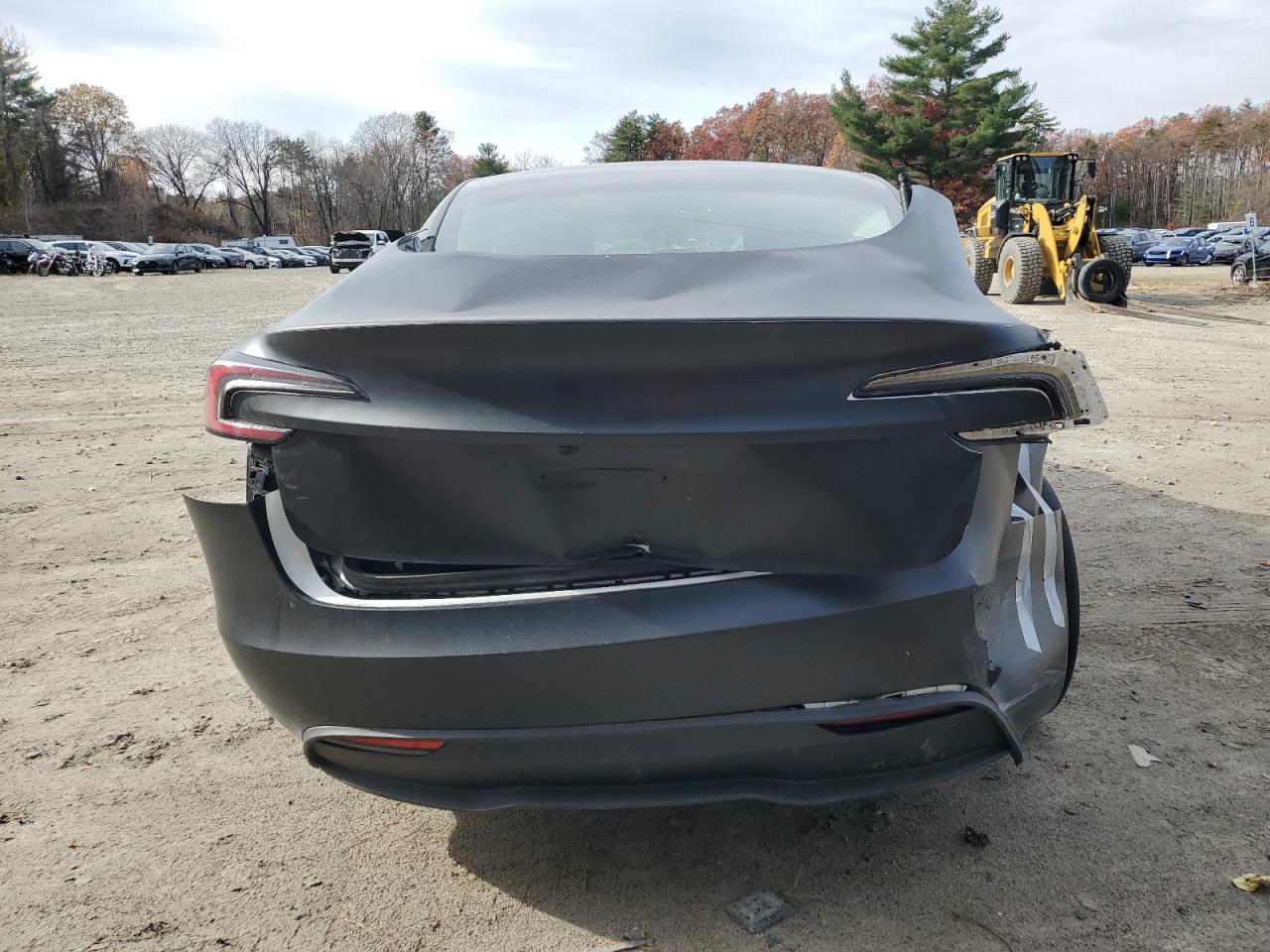 Tesla Model 3 Image 11