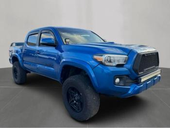  Salvage Toyota Tacoma