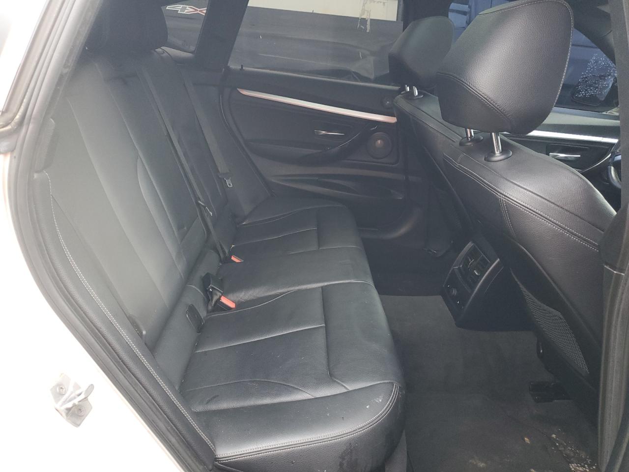 BMW 3 Series Xigt Image 10