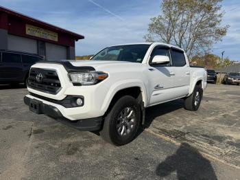  Salvage Toyota Tacoma